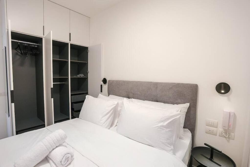 Luxury 2bd 19 Apartment *