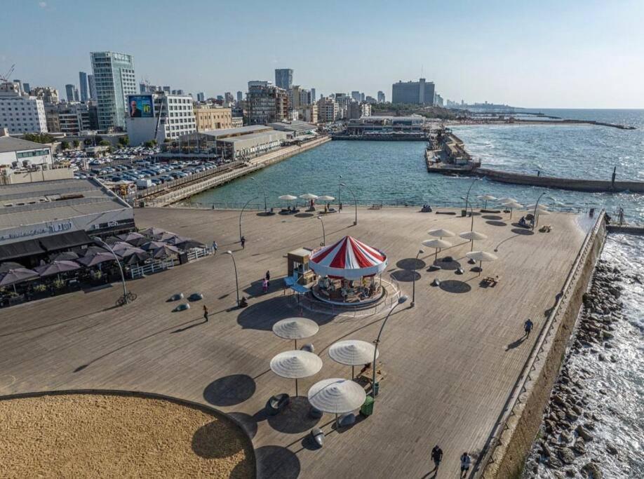 Luxury 2bd 19 Apartment *