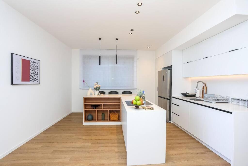 Luxury 2bd 19 * Tel Aviv